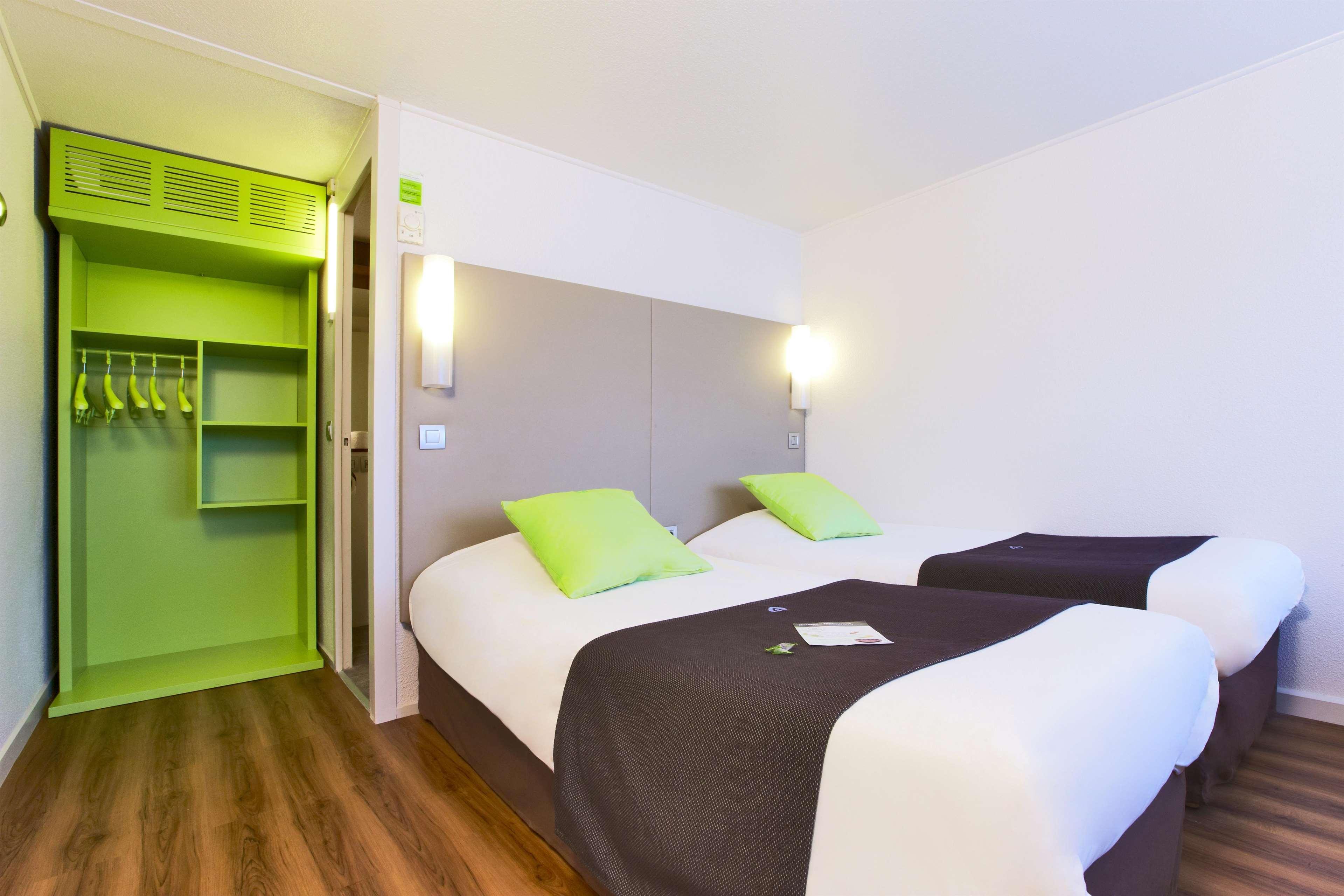 Campanile Beziers A9/A75 Hotel Buitenkant foto